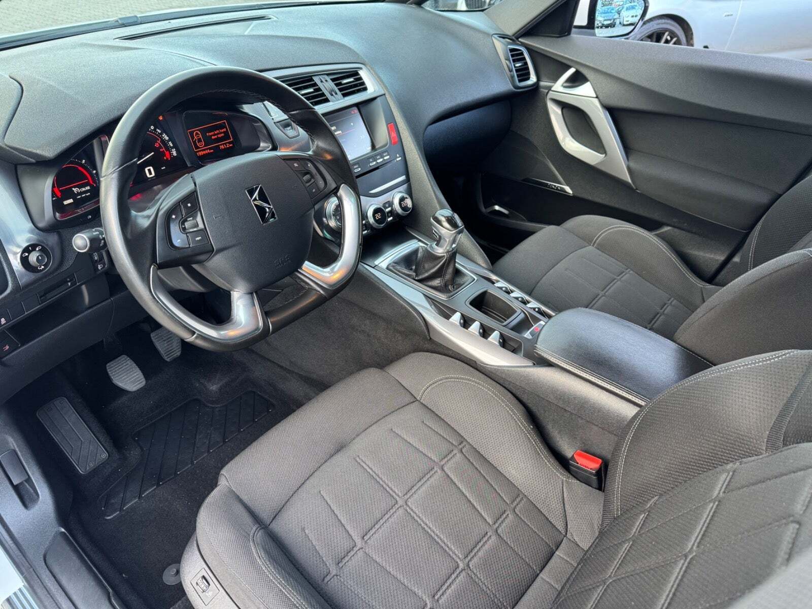 DS DS 5