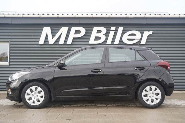 Sort Hyundai i20 fra 2020