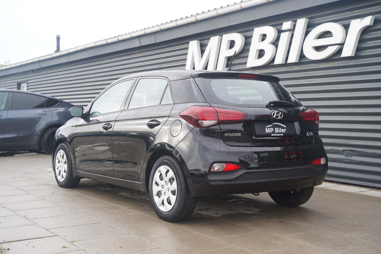 Sort Hyundai i20 fra 2020