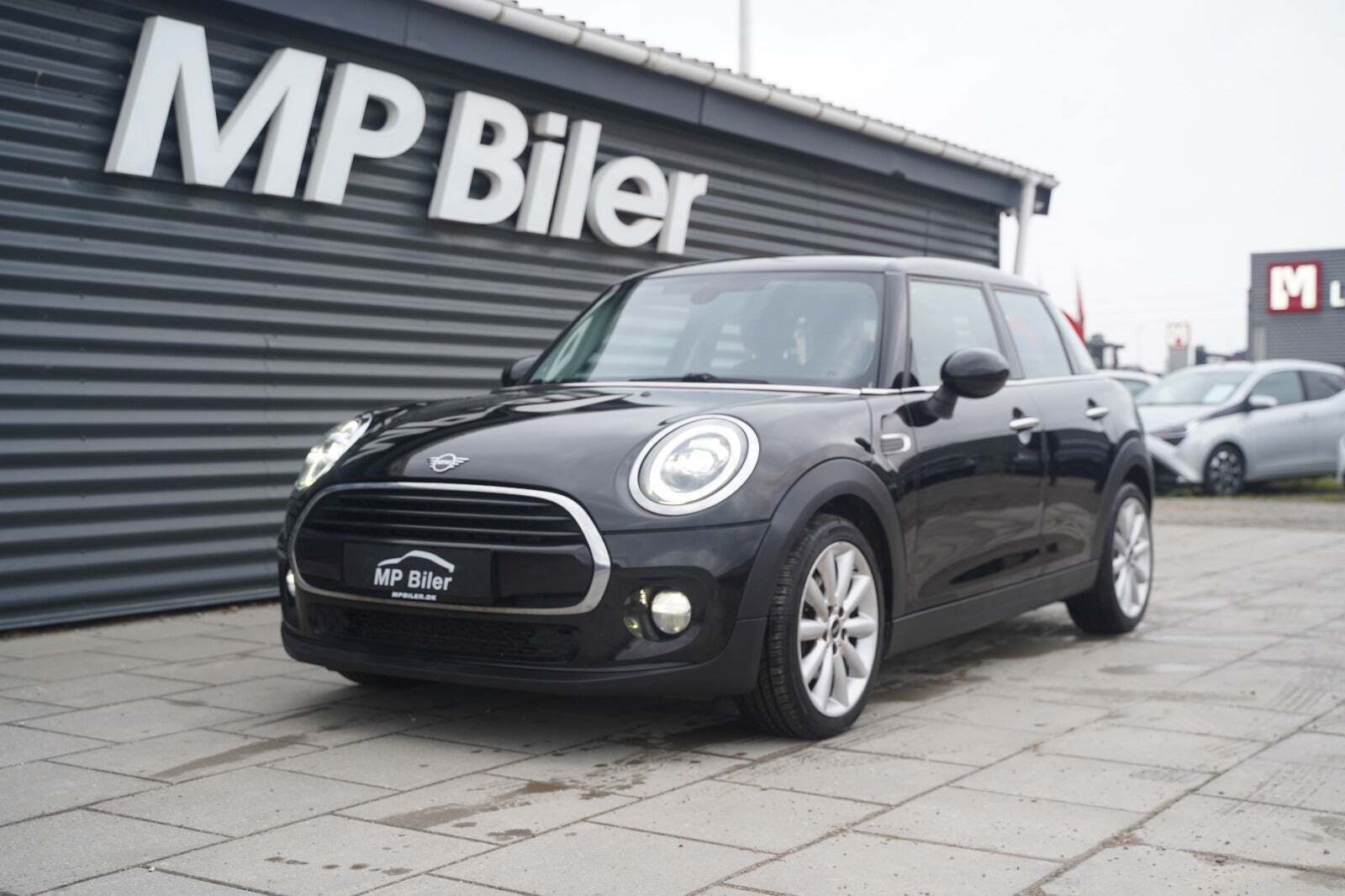 Mini Cooper 1,5 Essential aut.