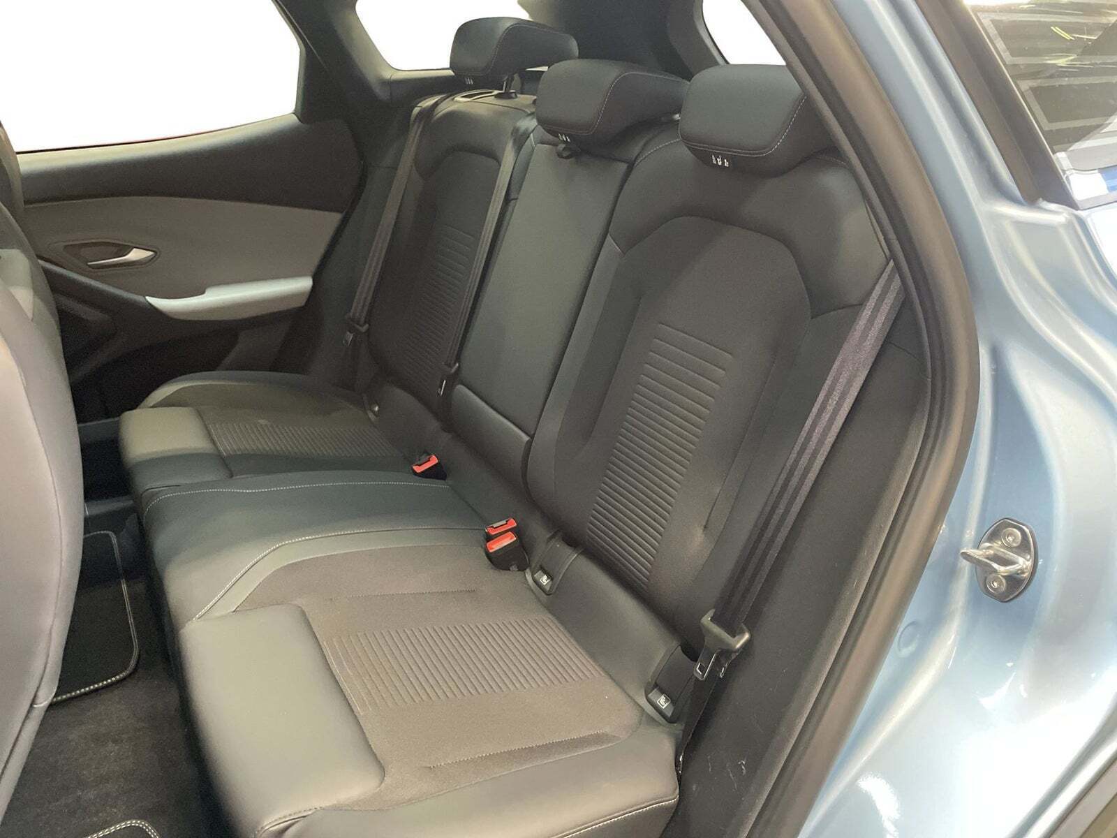 Ford Explorer 84 Premium Extended Range AWD