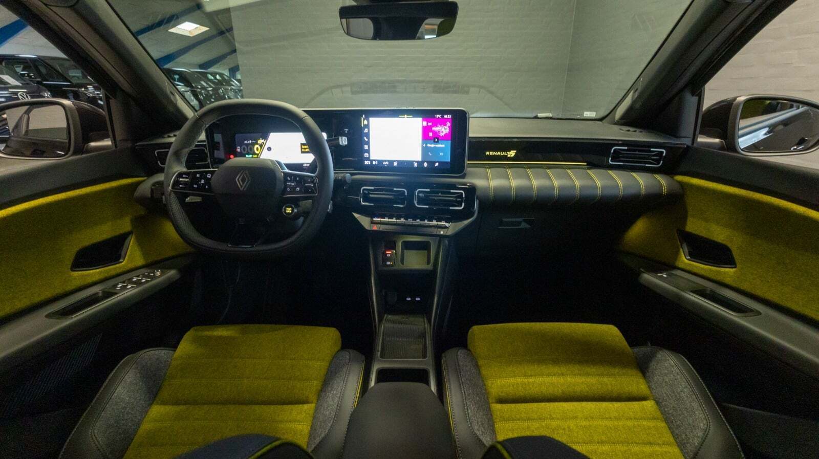 Sort Renault 5 E-Tech fra 2025