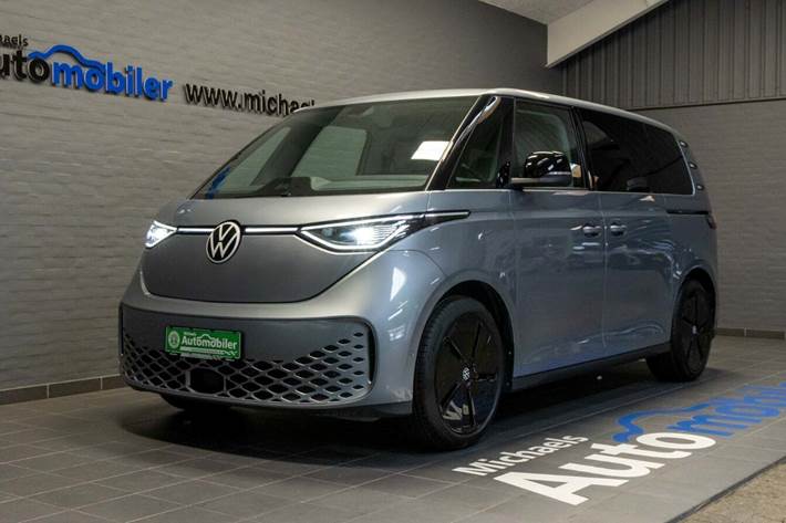 Grå VW ID.Buzz fra 2024 set udefra