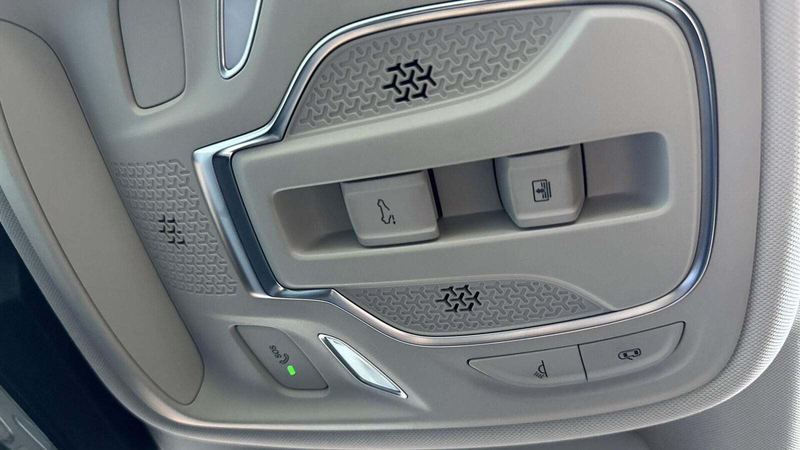 Sort MG Marvel R fra 2022