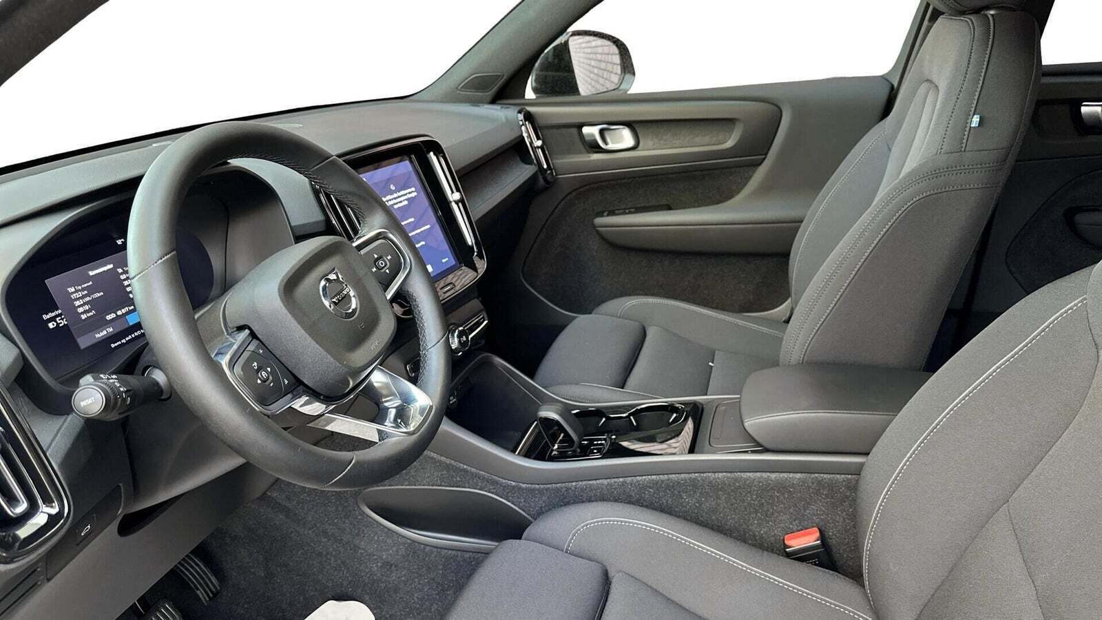 Volvo XC40 P6 ReCharge Core