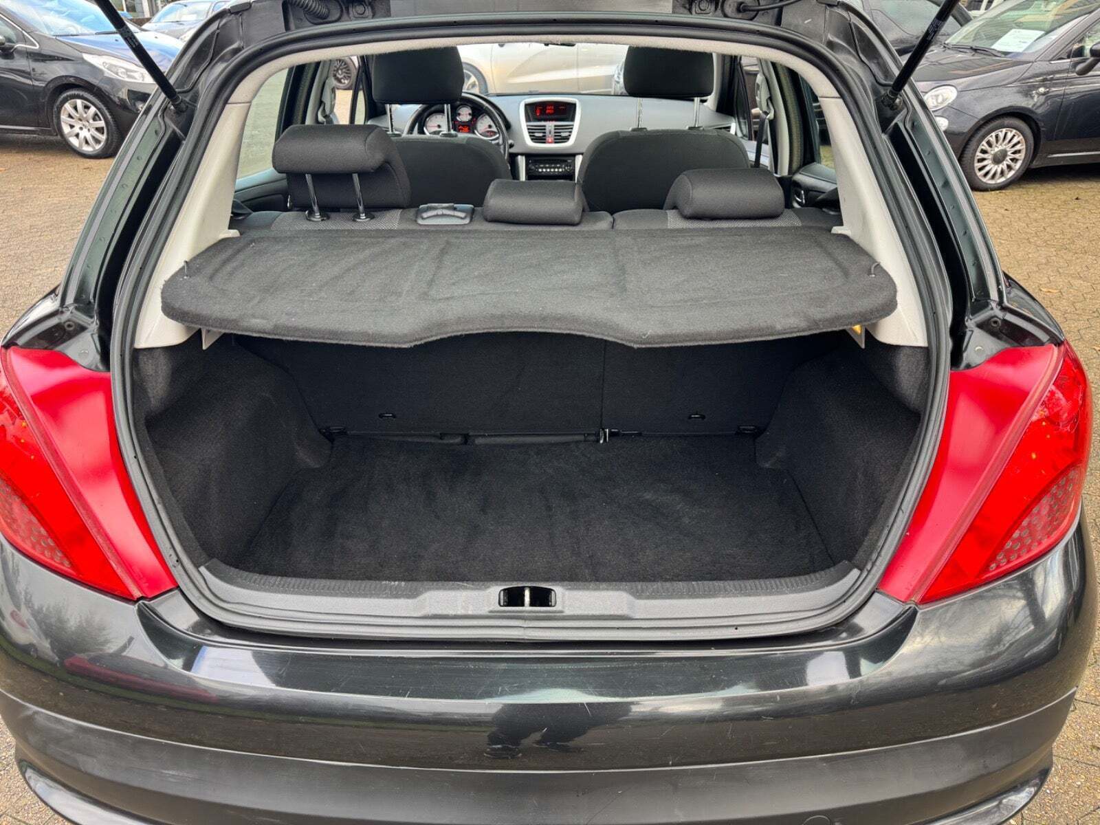 undefined Peugeot 207 fra 2008