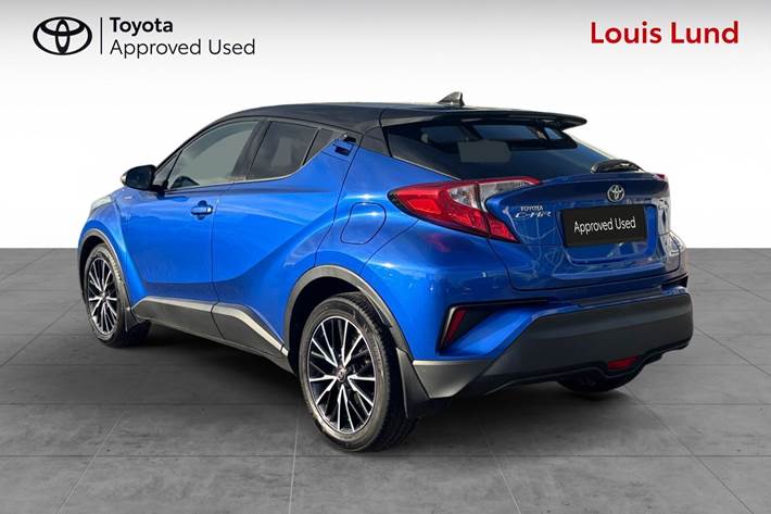 Blå Toyota C-HR fra 2018