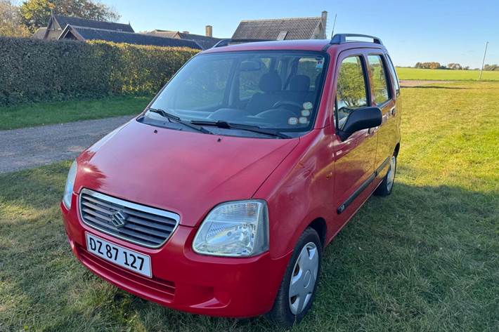 undefined Suzuki Wagon R+ fra 2003 set udefra