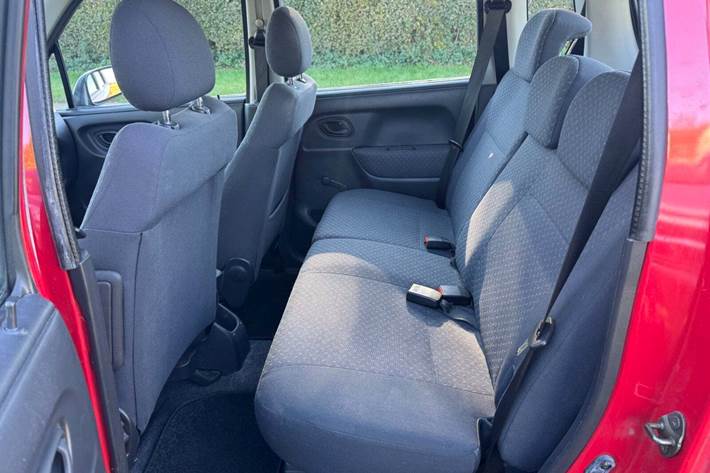 undefined Suzuki Wagon R+ fra 2003