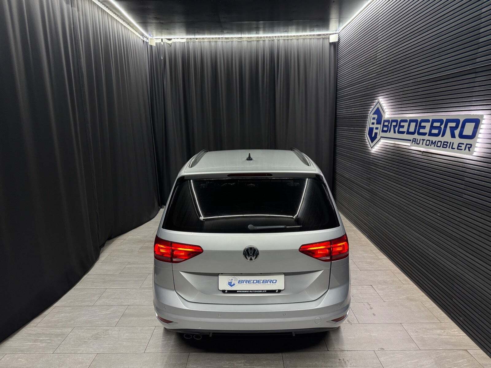 VW Touran 2,0 TDi 150 Highline DSG 7prs