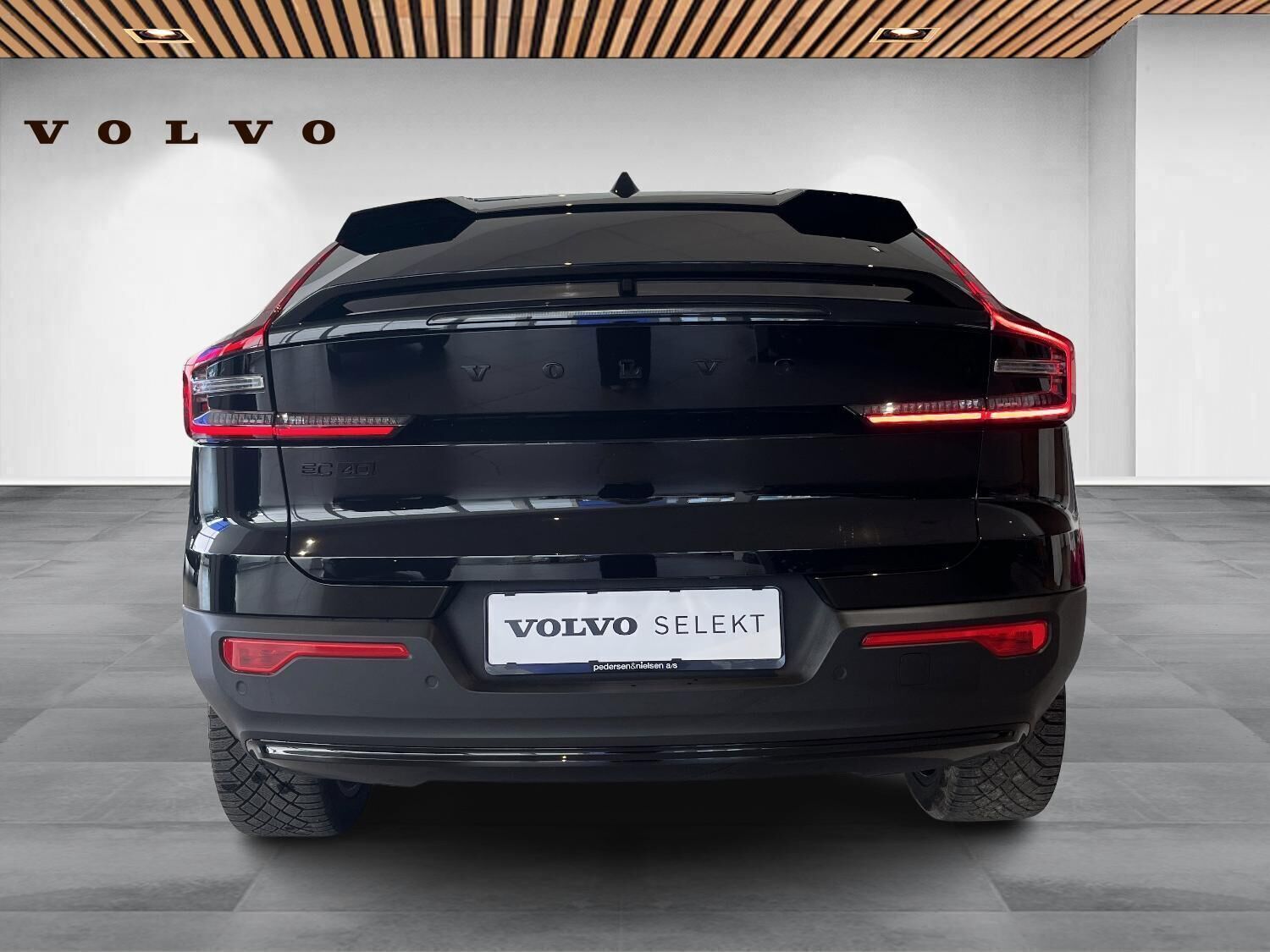 Volvo EC40 Single Motor Extended Range Black Edition Plus 252HK 5d Aut.