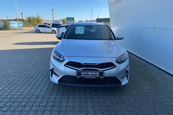 Sølv Kia Ceed fra 2023