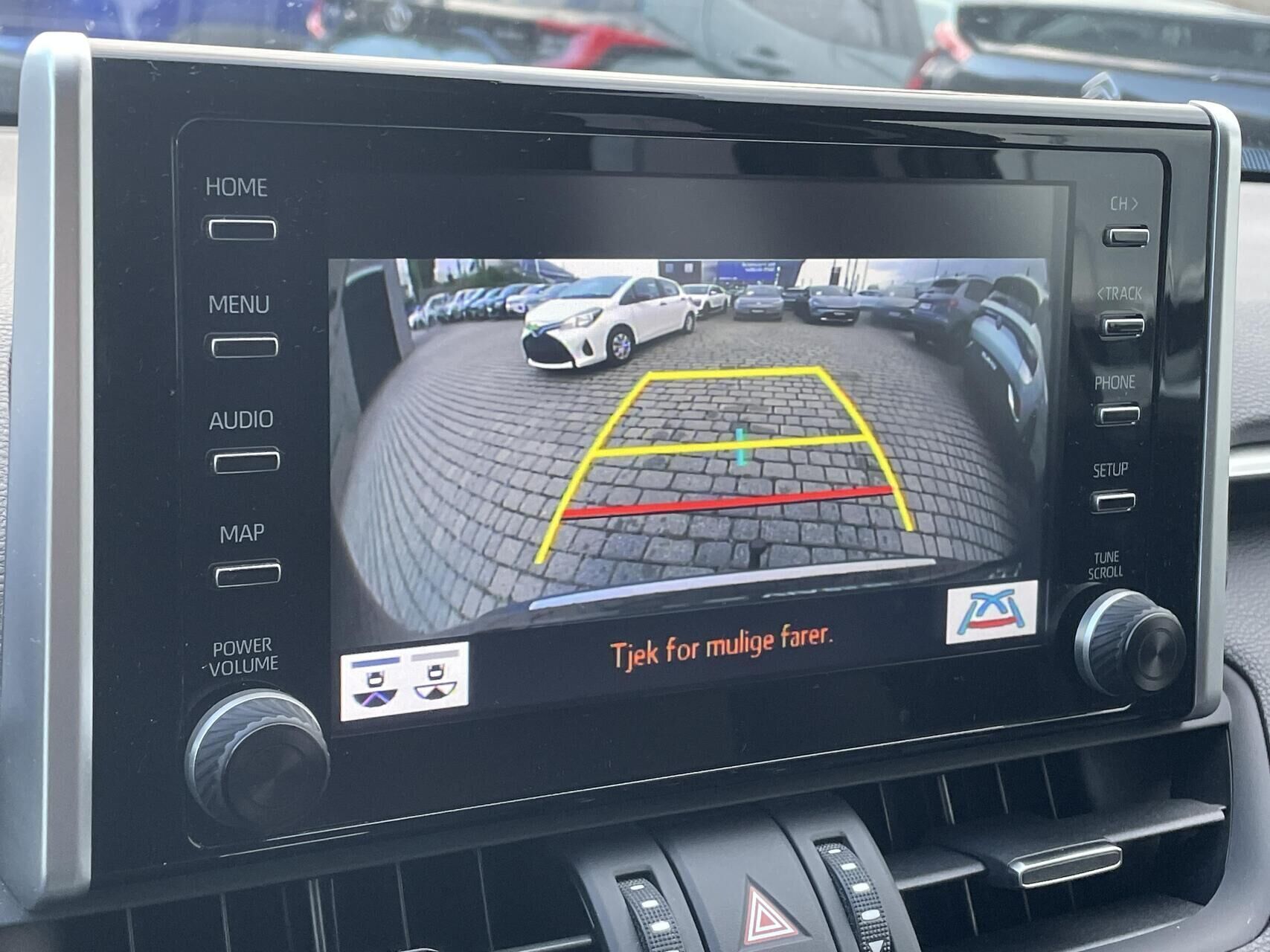 Sort Toyota RAV4 fra 2019