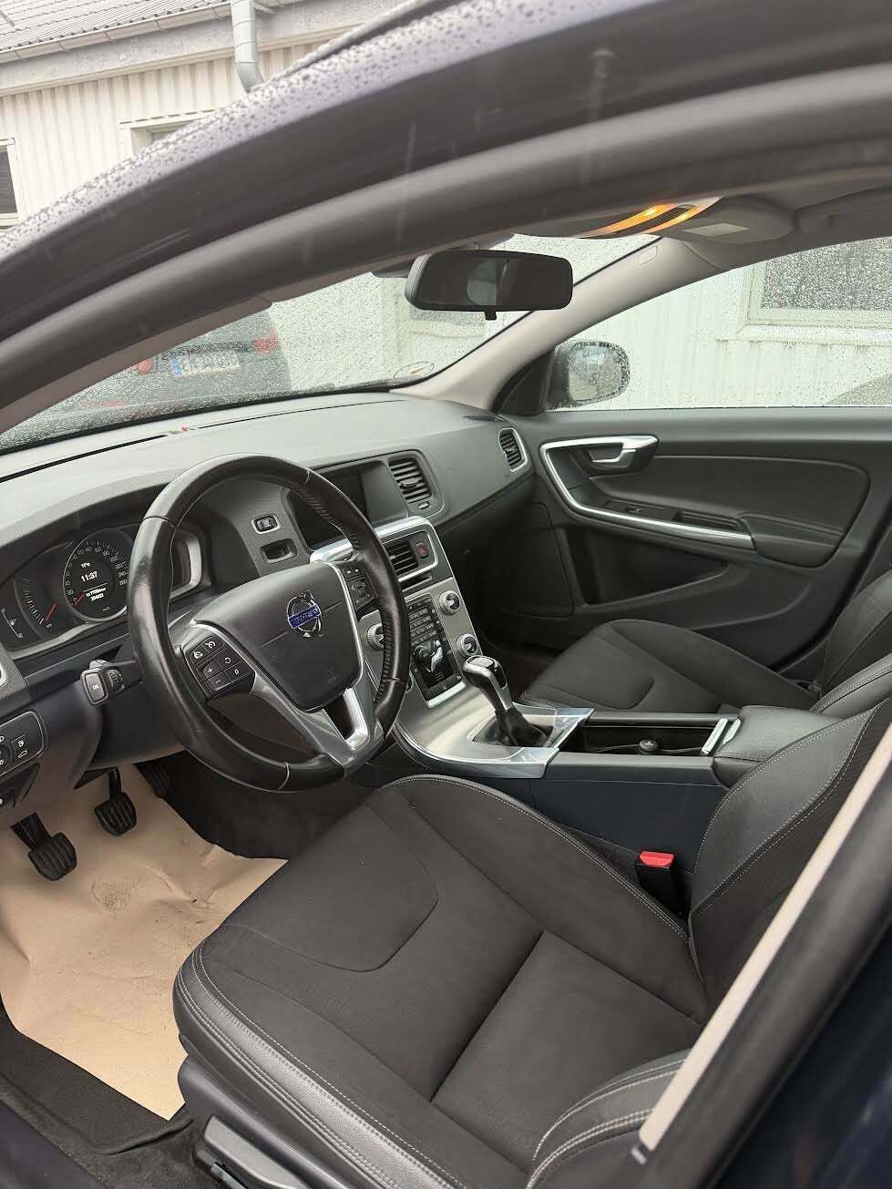 Volvo V60 2,0 D4 190 Momentum