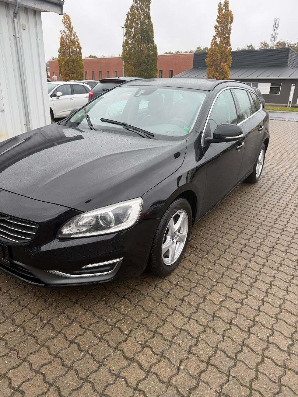 Volvo V60 2,0 D4 190 Momentum