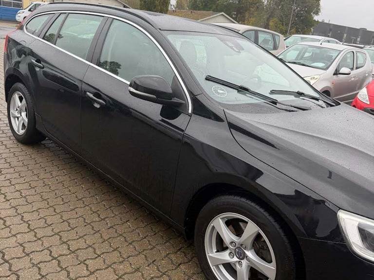 Volvo V60 2,0 D4 190 Momentum