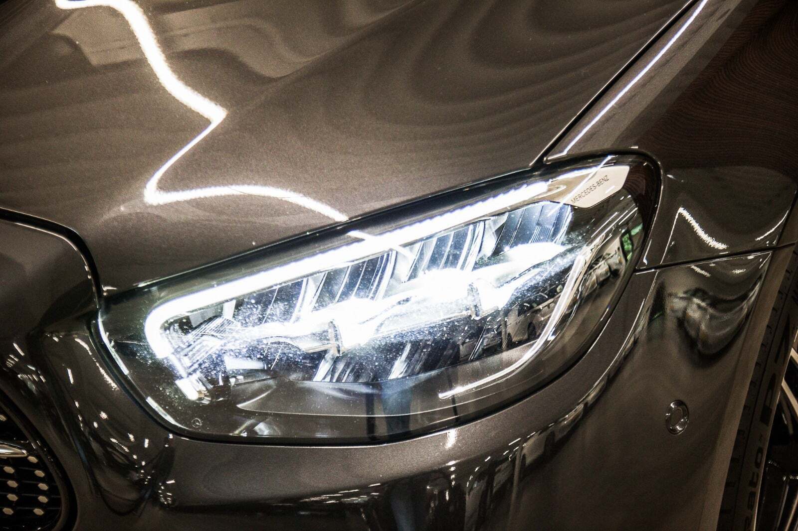 Mercedes E300 de 2,0 AMG Line stc. aut. 4Matic