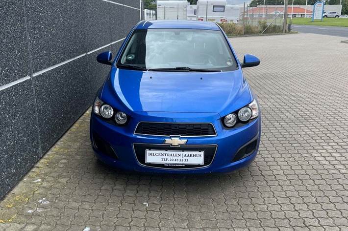 Blå Chevrolet Aveo fra 2012