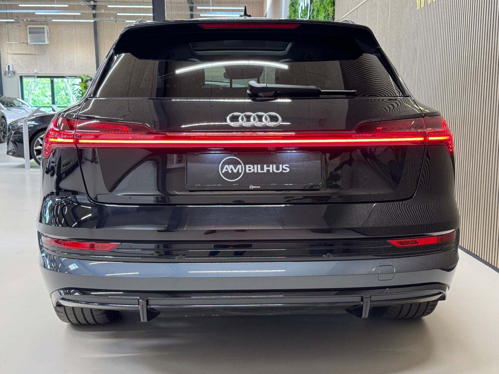 Audi e-tron 55 S-line quattro