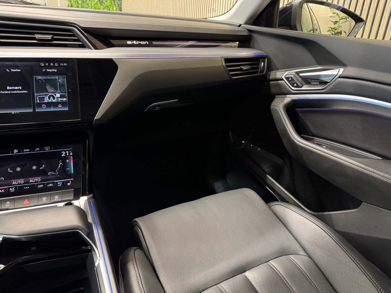 Sort Audi e-tron fra 2023