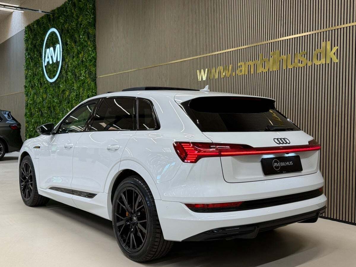 Audi e-tron 55 S-line quattro