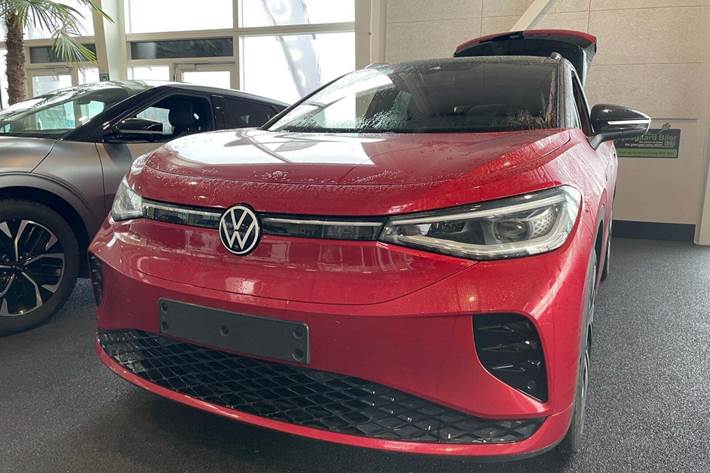 Rød VW ID.4 fra 2025