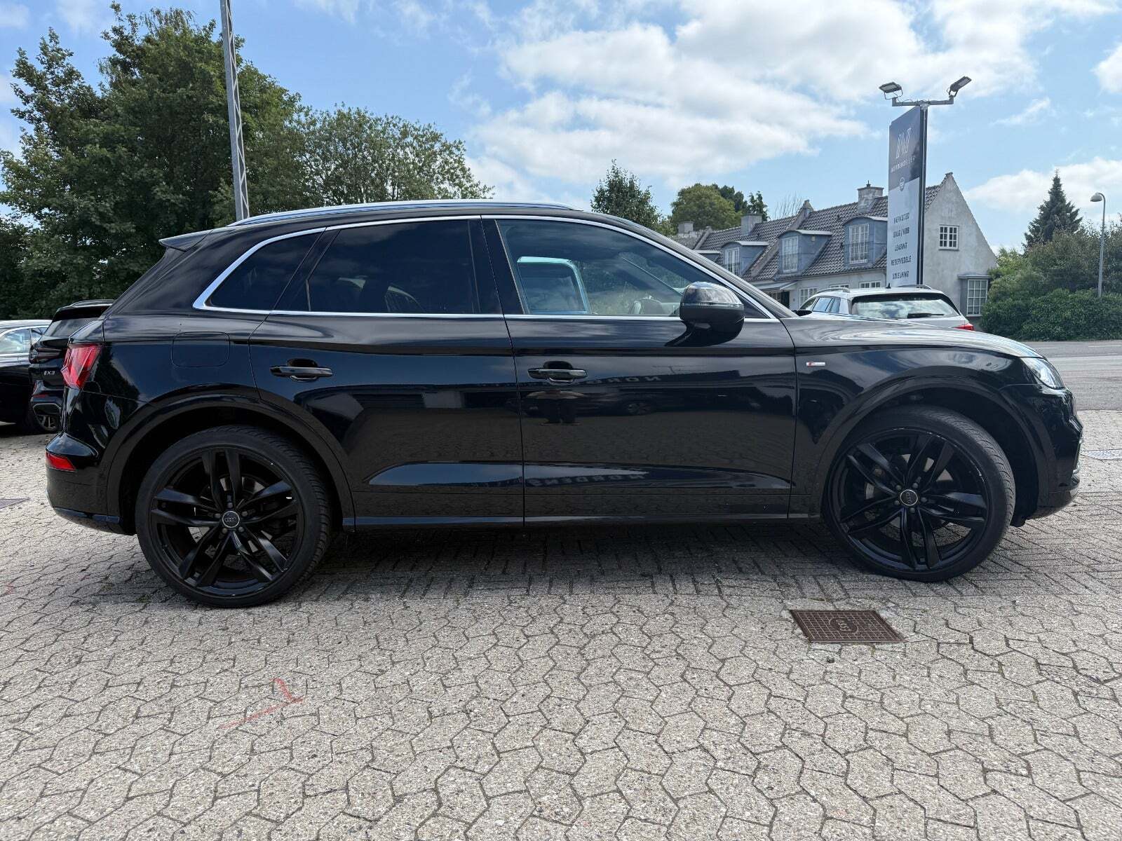 Audi Q5 2,0 TFSi 252 S-line quattro S-tr.