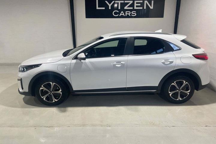 Hvid Kia XCeed fra 2024