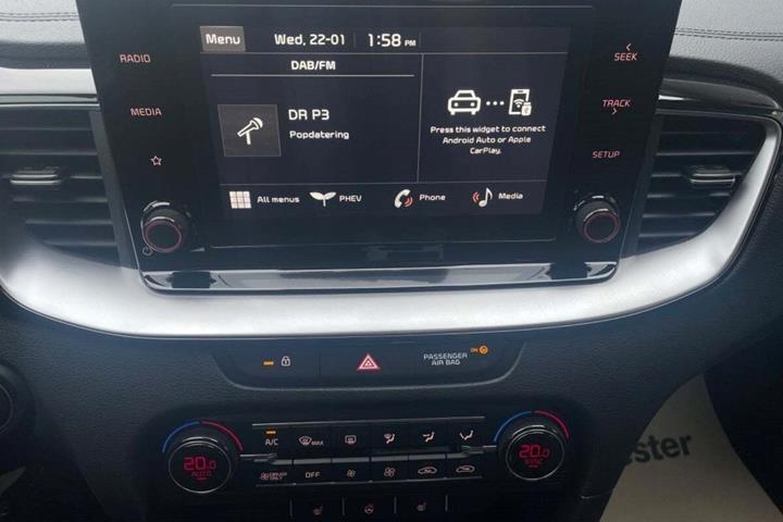 Hvid Kia XCeed fra 2024