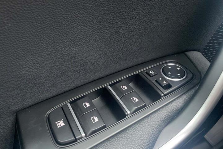 Hvid Kia XCeed fra 2024