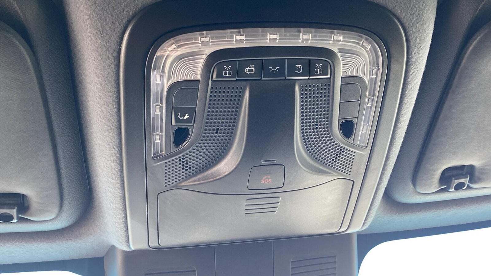 Hvid Mercedes Sprinter 215 fra 2023