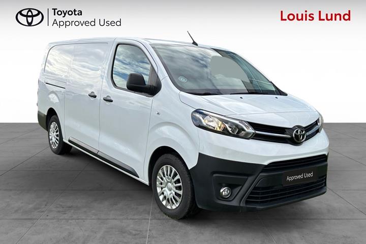 Hvid Toyota ProAce fra 2023