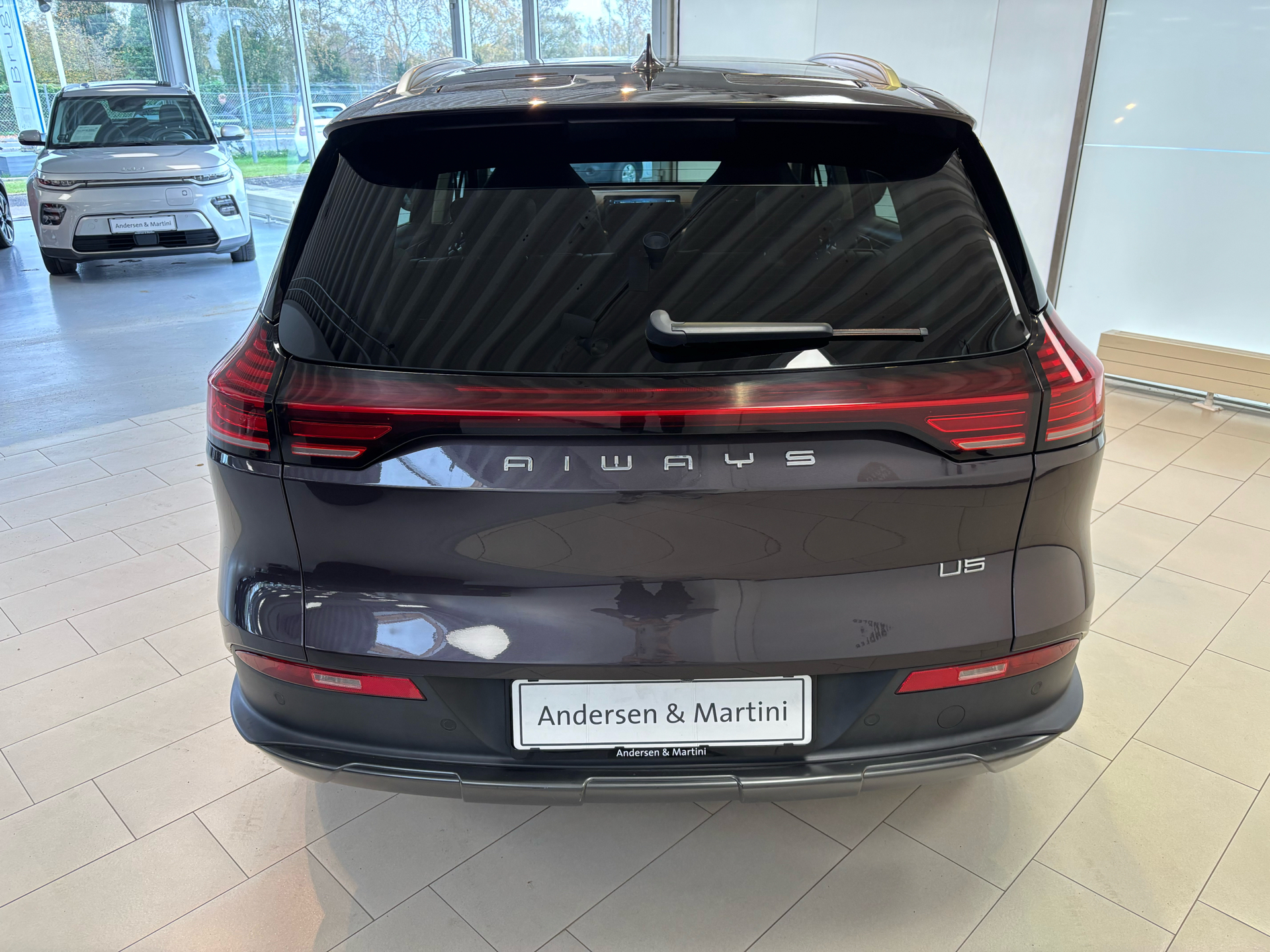 Aiways U5 EL Premium 204HK 5d Aut.