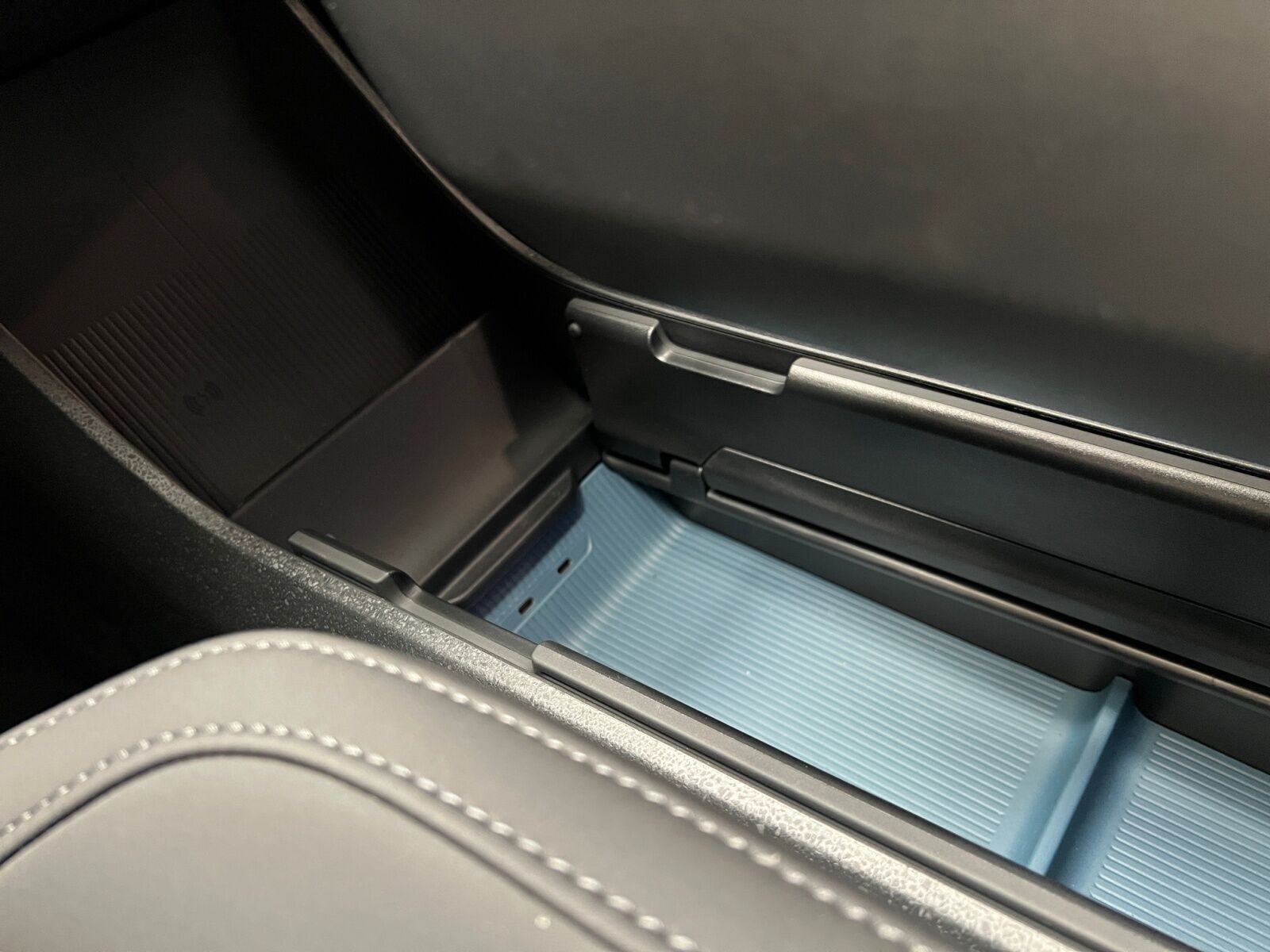 Blå Volvo EX30 fra 2025