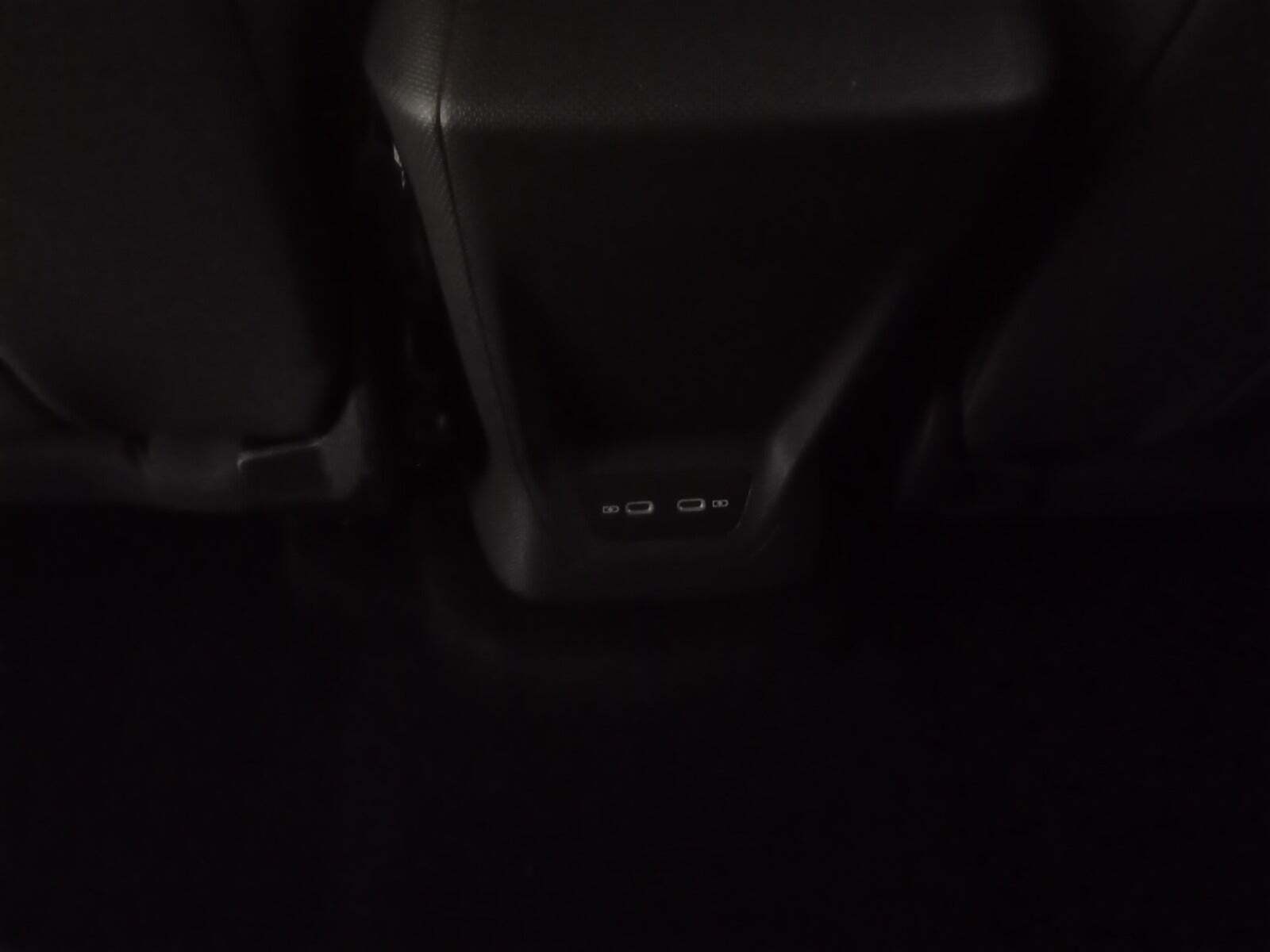 Grå Cupra Born fra 2022