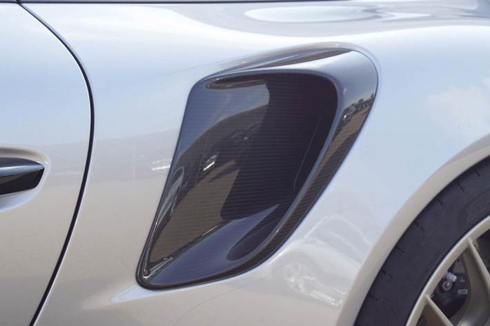 Sølv Porsche 911 GT2 RS fra 2018