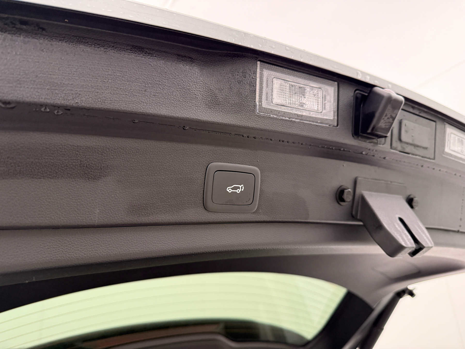 Grå MG Marvel R fra 2023