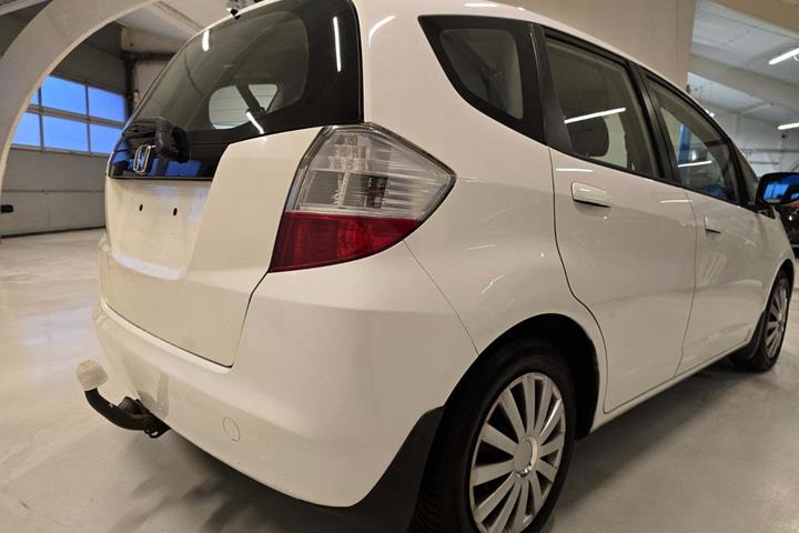 Hvid Honda Jazz fra 2008