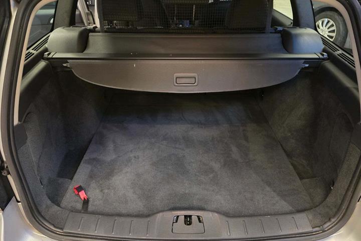 Sølv Volvo V50 fra 2010