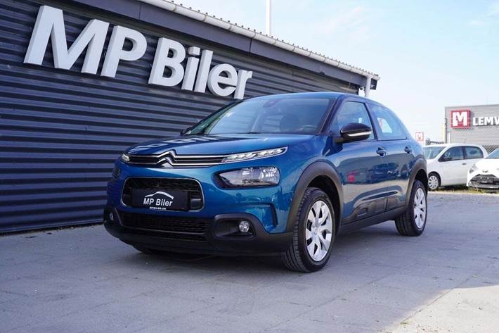 Blå Citroën C4 Cactus fra 2019 set udefra