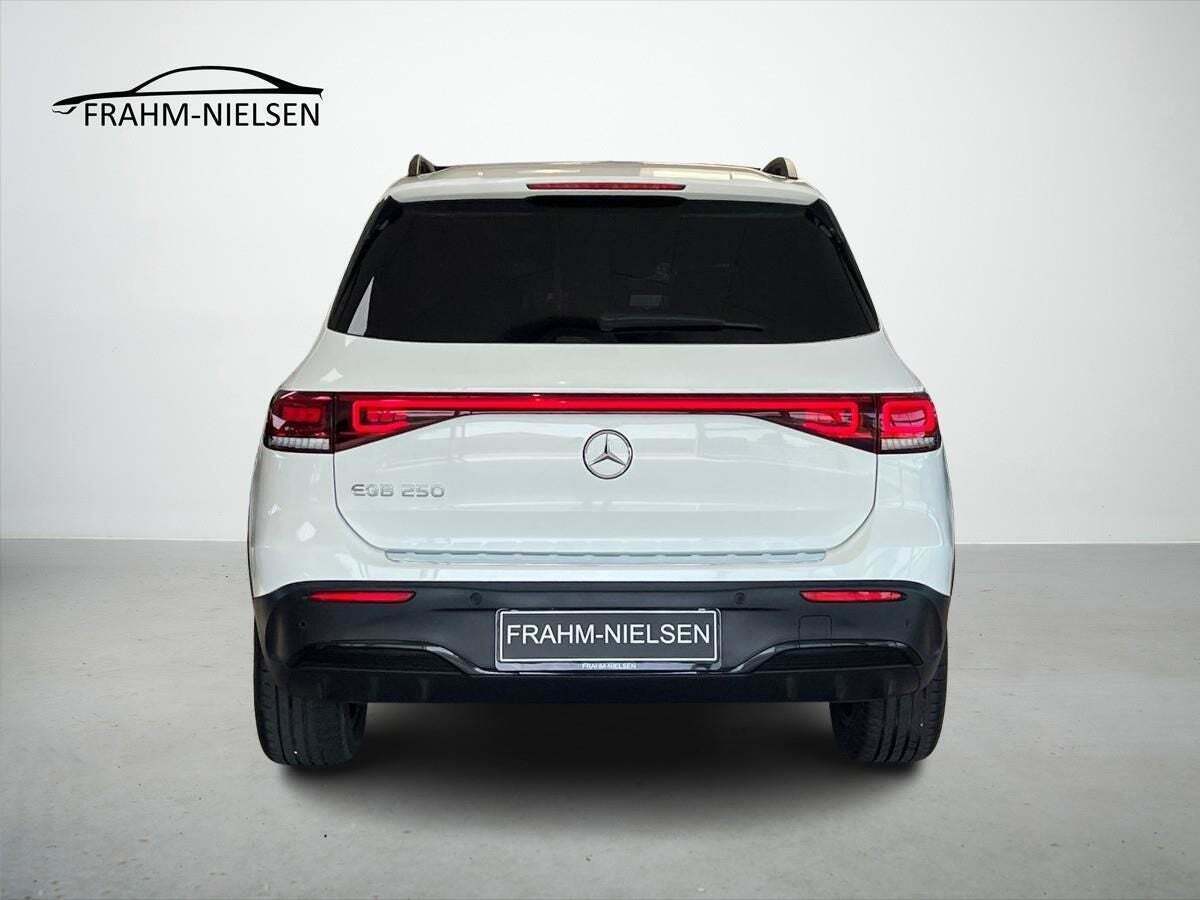 Mercedes EQB250 Progressive 7prs