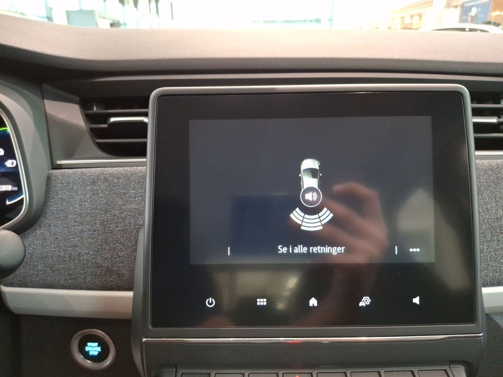 Grå Renault Zoe fra 2021