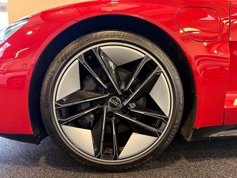 Audi e-tron GT pro quattro