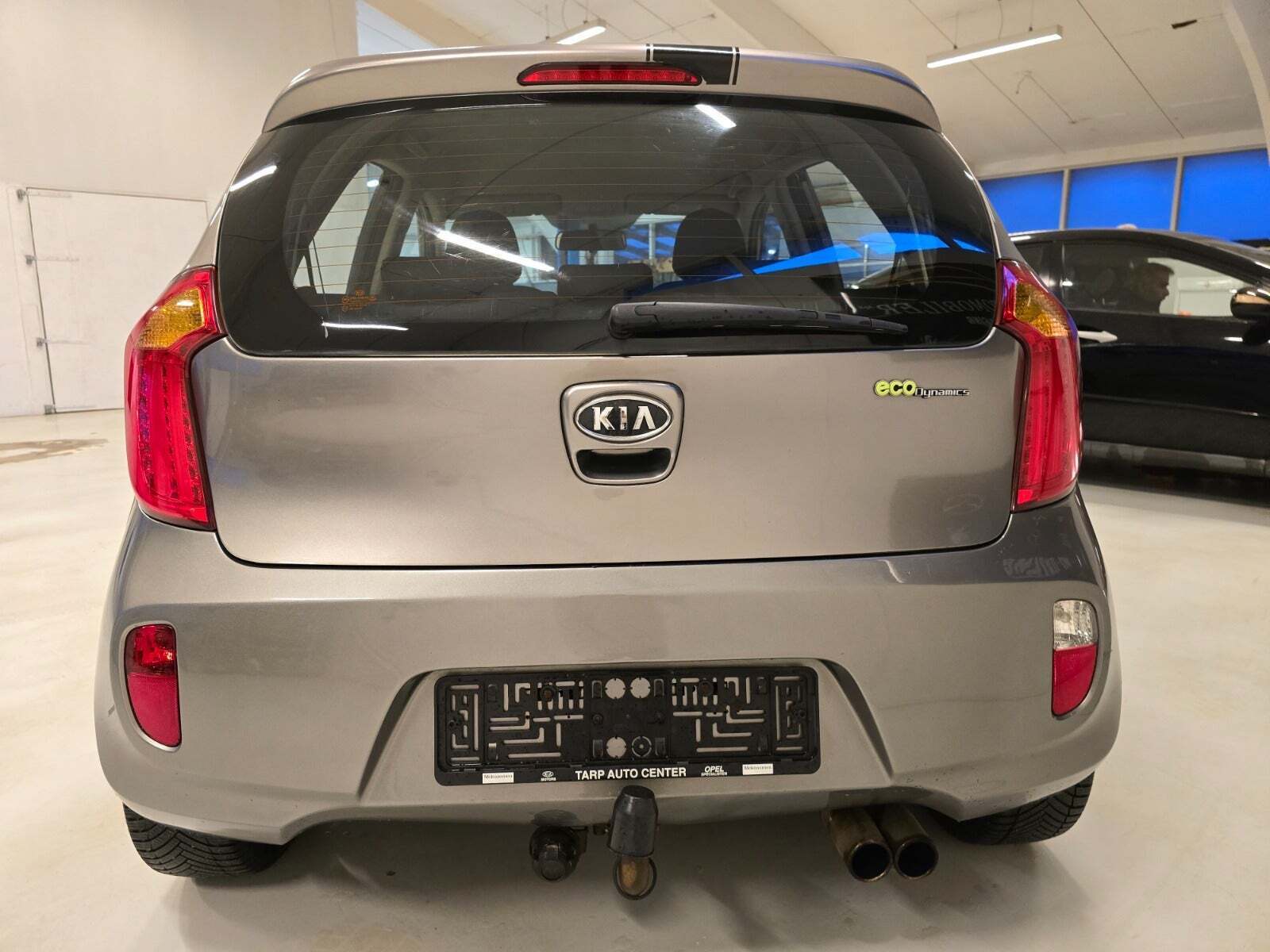 Grå Kia Picanto fra 2012