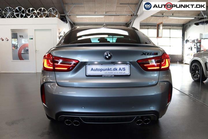 Grå BMW X6 fra 2016
