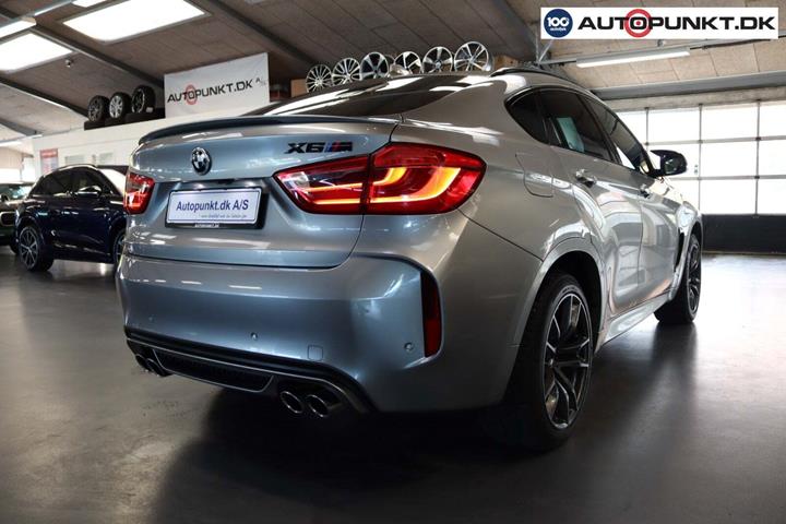 Grå BMW X6 fra 2016