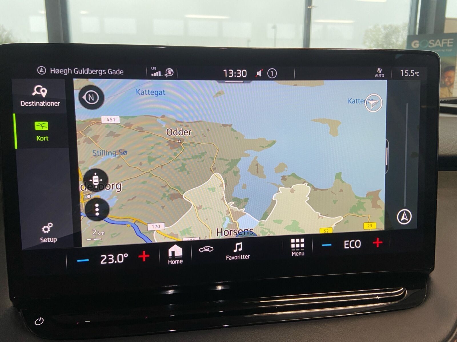 Grå Skoda Enyaq fra 2022