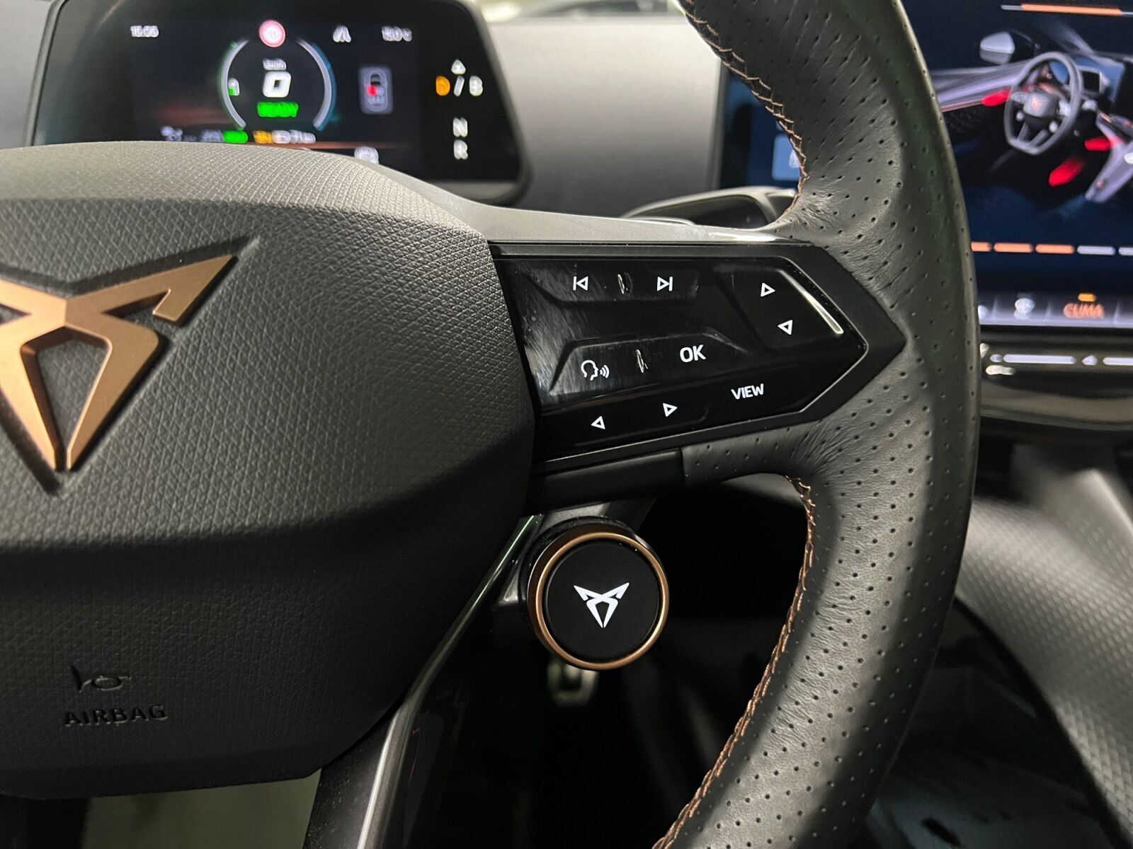 Bronze Cupra Tavascan fra 2024