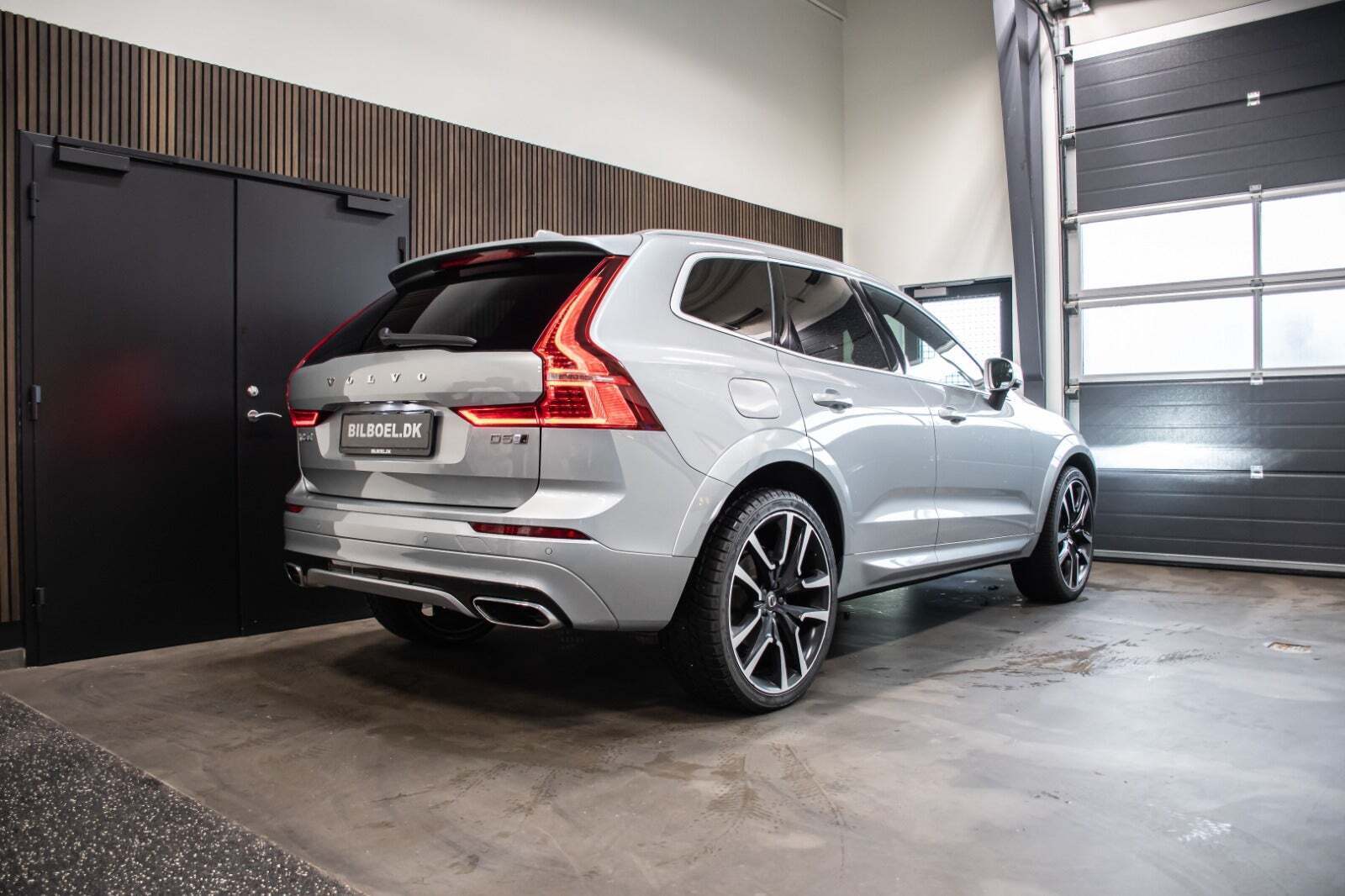 Sølv Volvo XC60 fra 2019