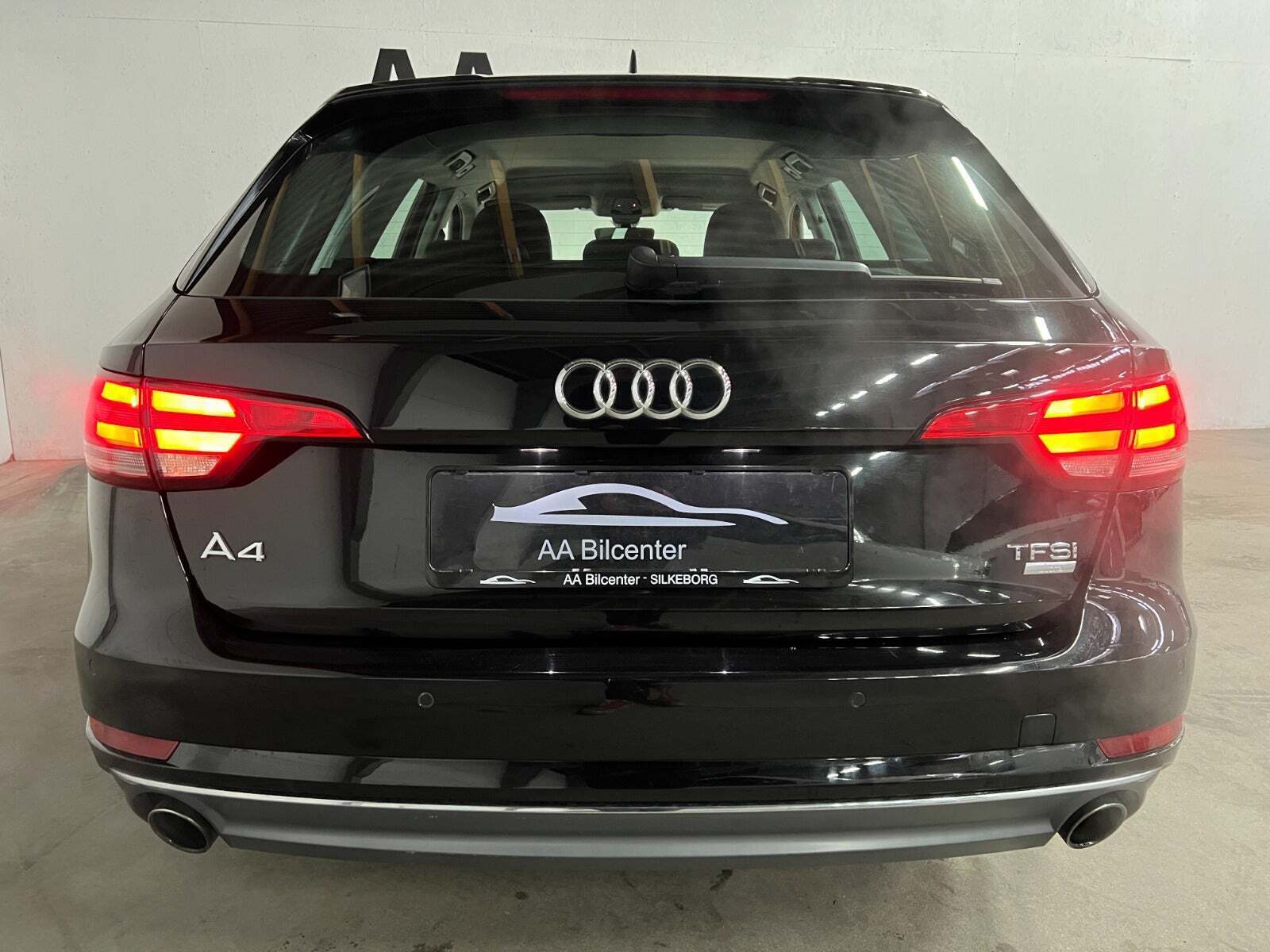 Sort Audi A4 fra 2017